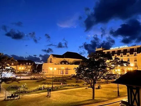 A Cote De La Thalasso *